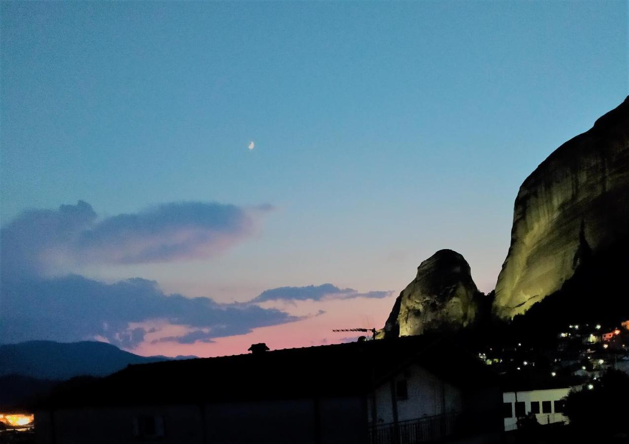 Apartamento Lunar Meteorites Kalambaka Exterior foto